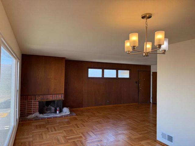 60 Westmoor Avenue, Daly City, CA 94015