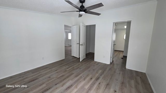 8461 N 600 W, Lake Village, IN 46349