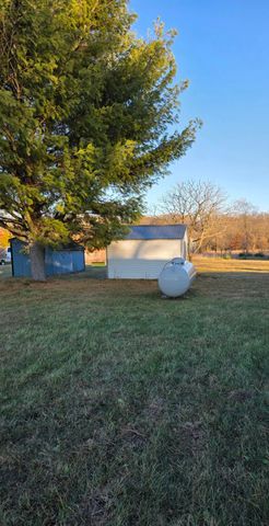 8461 N 600 W, Lake Village, IN 46349