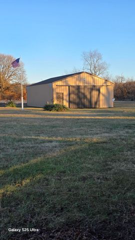 8461 N 600 W, Lake Village, IN 46349