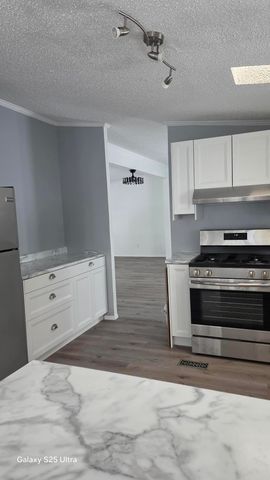 8461 N 600 W, Lake Village, IN 46349