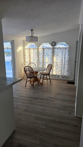 8461 N 600 W, Lake Village, IN 46349