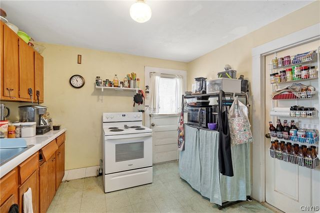 11 Murray Street, Oswego, NY 13126