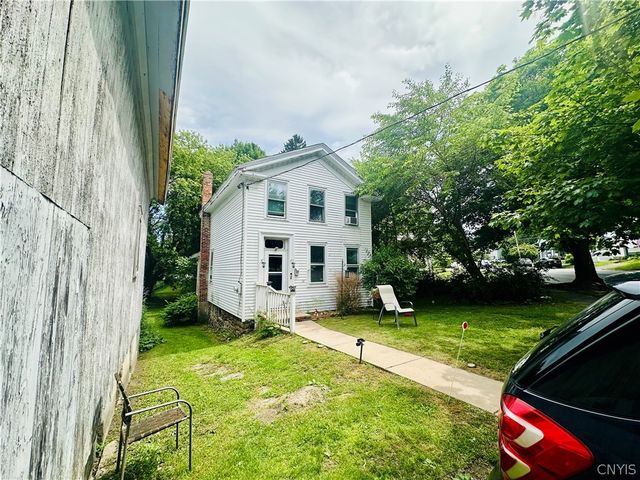 11 Murray Street, Oswego, NY 13126