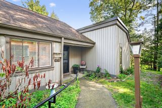 401 Heritage Village B, Southbury, CT 06488