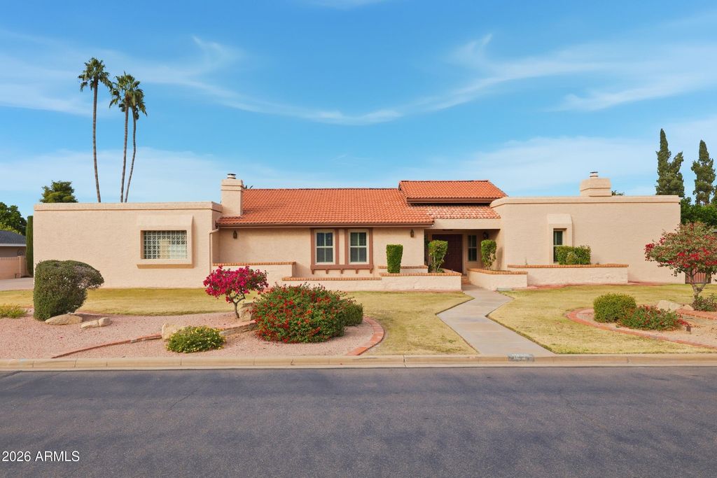 Image 1 of property listing at 1860 E GRANDVIEW Street, Mesa, AZ 85203