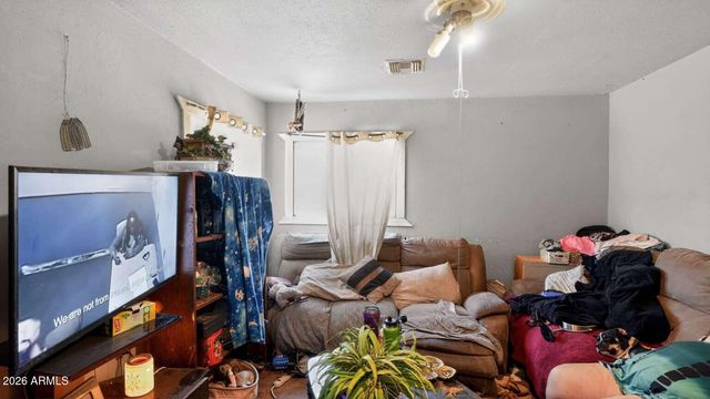 21742 W HARDING Avenue, Wittmann, AZ 85361