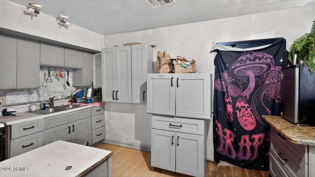 21742 W HARDING Avenue, Wittmann, AZ 85361