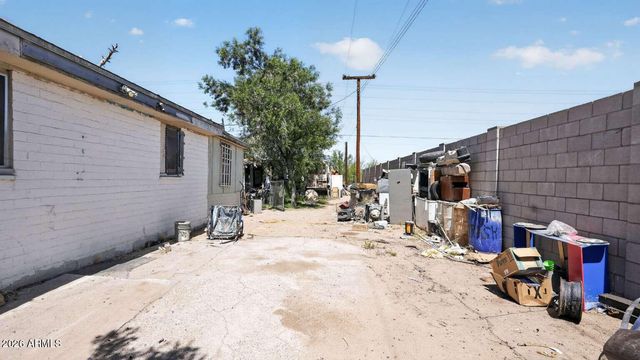 21742 W HARDING Avenue, Wittmann, AZ 85361