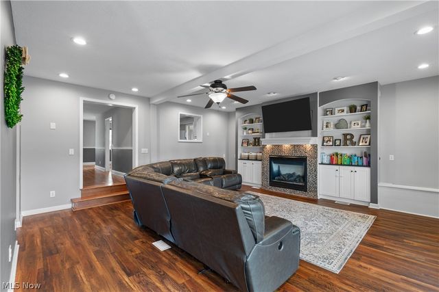 134 Bonnett Street SW, North Canton, OH 44720