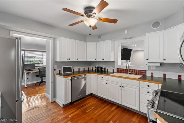 134 Bonnett Street SW, North Canton, OH 44720