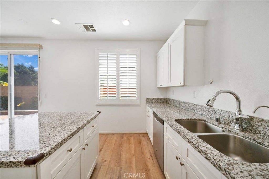 Image 5 of property listing at 1415 Madrid, Pomona, CA 91766