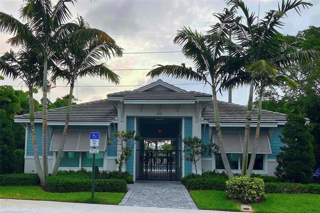 615 Parsons Way, Deerfield Beach, FL 33442