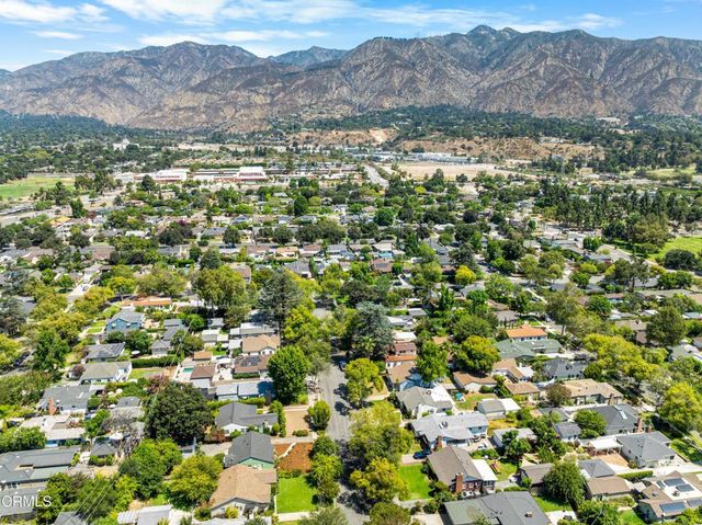 575 N Daisy Avenue, Pasadena, CA 91107
