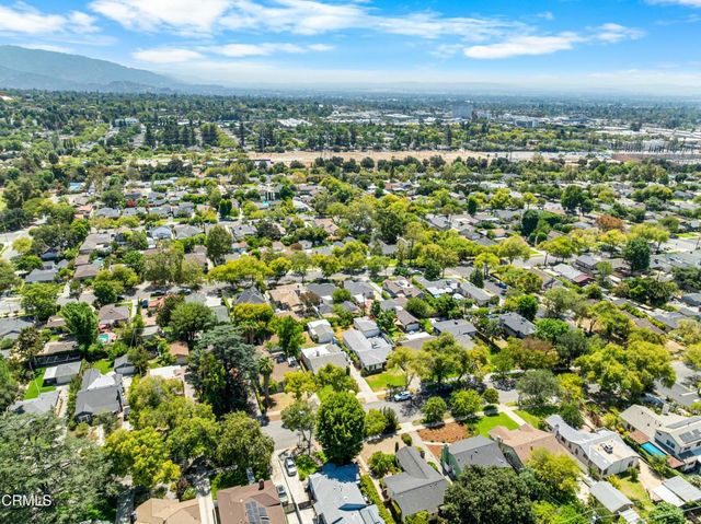 575 N Daisy Avenue, Pasadena, CA 91107
