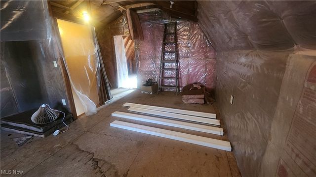 1408 Stewart Avenue, Cambridge, OH 43725