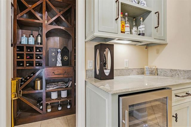 6415 N Pennsylvania Avenue, Nichols Hills, OK 73116