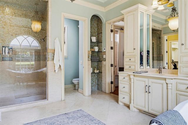 6415 N Pennsylvania Avenue, Nichols Hills, OK 73116