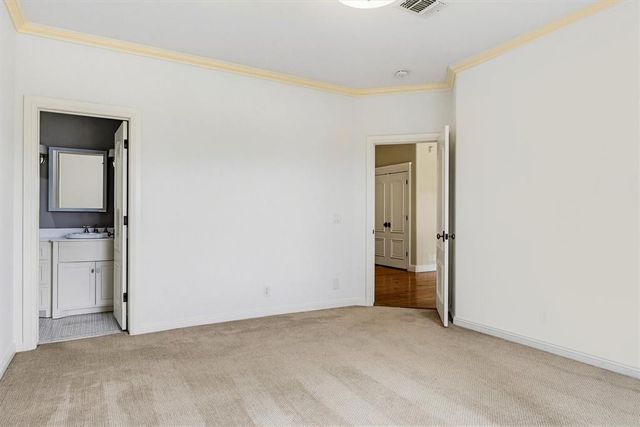 6415 N Pennsylvania Avenue, Nichols Hills, OK 73116