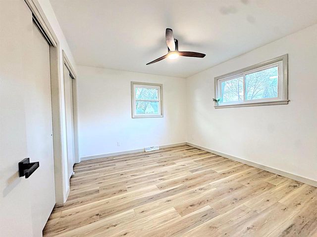 1412 N REXFORD STREET, Appleton, WI 54914