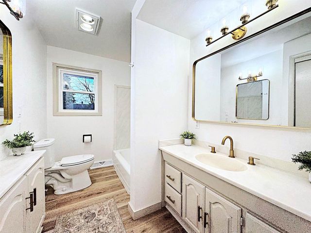 1412 N REXFORD STREET, Appleton, WI 54914