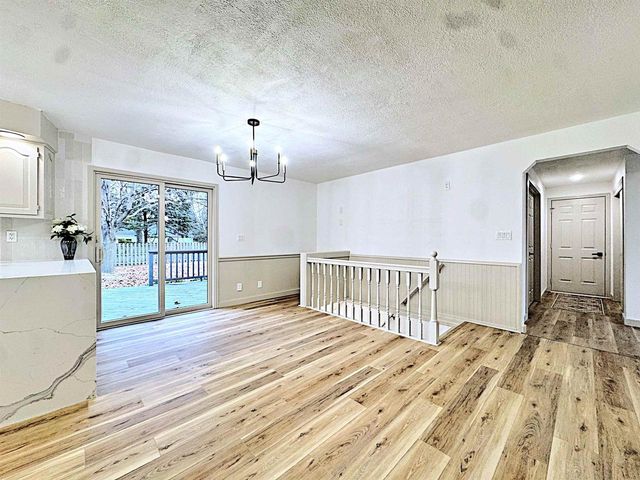 1412 N REXFORD STREET, Appleton, WI 54914