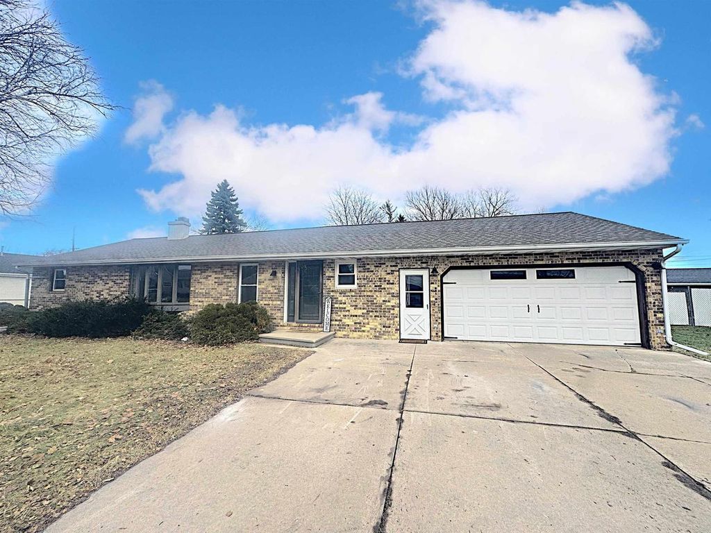 1412 N REXFORD STREET, Appleton, WI 54914