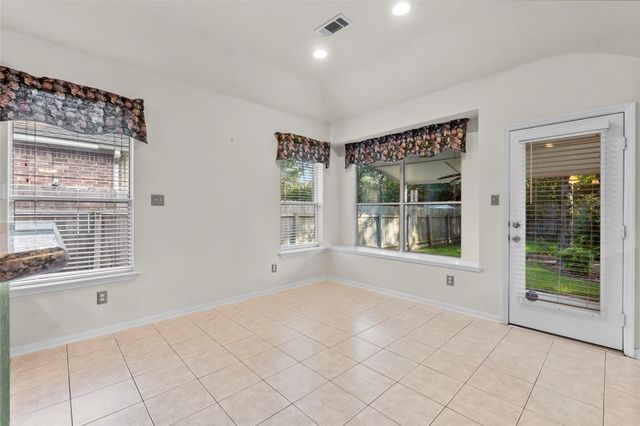 118 W Russet Grove Circle, The Woodlands, TX 77384
