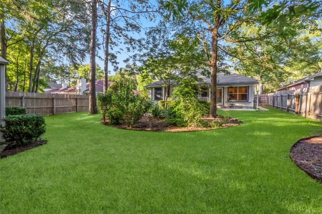 118 W Russet Grove Circle, The Woodlands, TX 77384