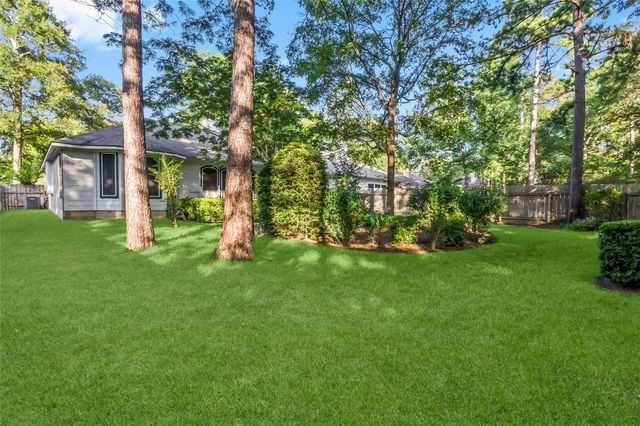 118 W Russet Grove Circle, The Woodlands, TX 77384