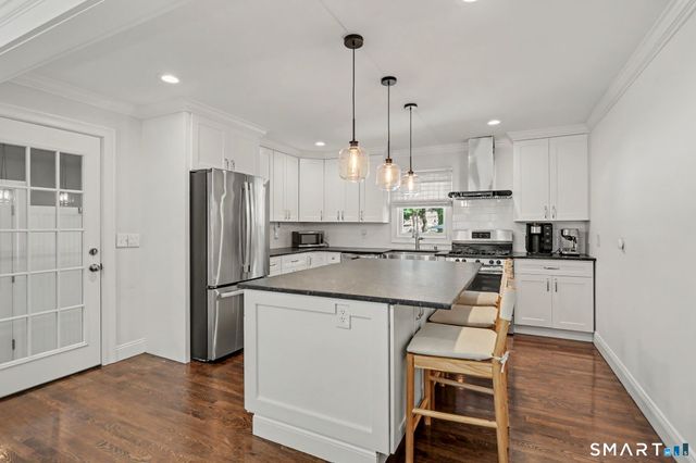 31 Melrose Avenue, Trumbull, CT 06611