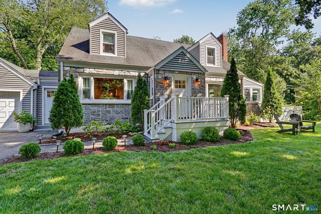 31 Melrose Avenue, Trumbull, CT 06611