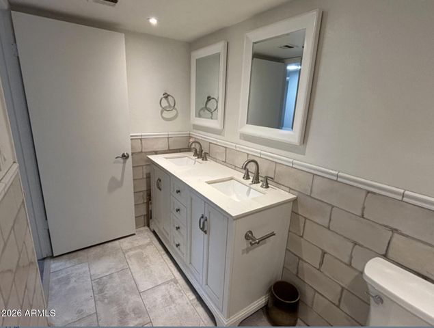 8155 E ROOSEVELT Street 220, Scottsdale, AZ 85257