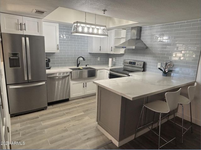 8155 E ROOSEVELT Street 220, Scottsdale, AZ 85257