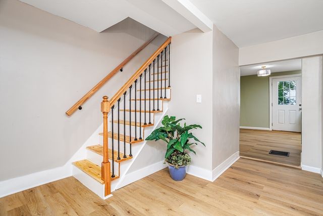 64 Harrison St, Haverhill, MA 01830