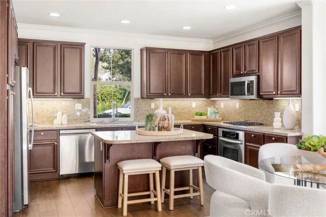 42 Land Grant, Irvine, CA 92618