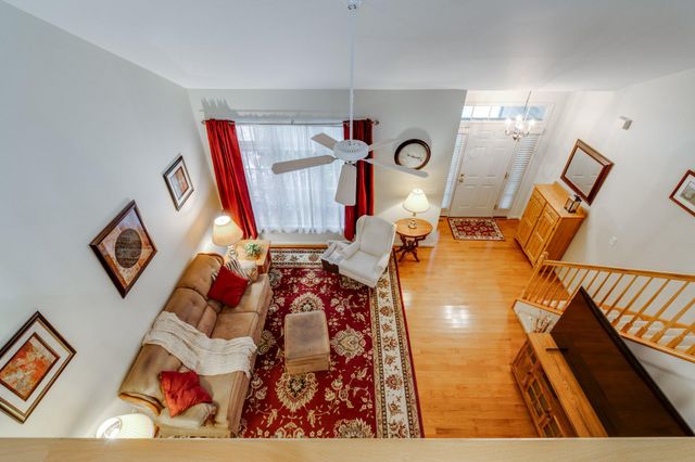 1285 WILLOW CREEK DR, Mount Joy, PA 17552