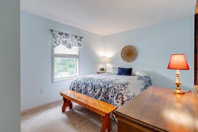 1285 WILLOW CREEK DR, Mount Joy, PA 17552