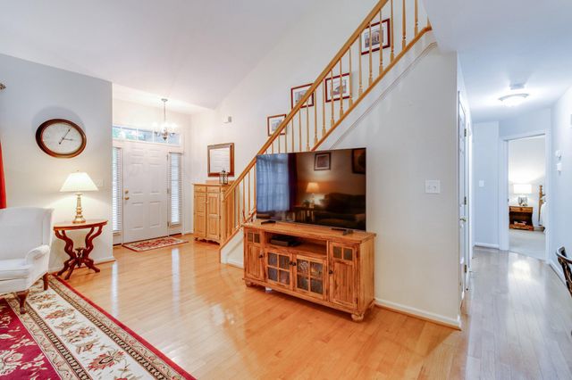 1285 WILLOW CREEK DR, Mount Joy, PA 17552