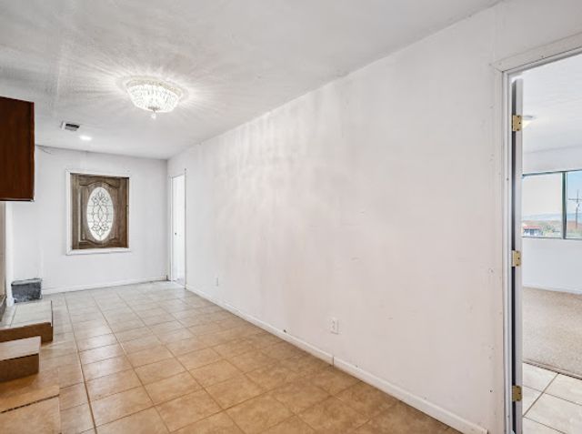 3485 Mountain Drive, Golden Valley, AZ 86413