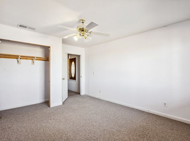 3485 Mountain Drive, Golden Valley, AZ 86413