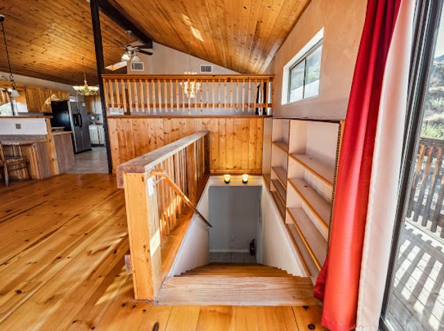 3485 Mountain Drive, Golden Valley, AZ 86413