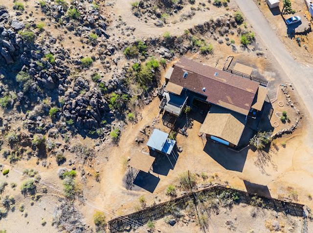 3485 Mountain Drive, Golden Valley, AZ 86413