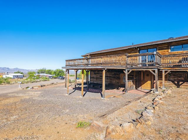 3485 Mountain Drive, Golden Valley, AZ 86413