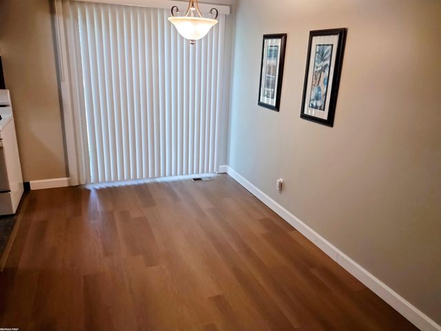 45547 Kensington Street, Utica, MI 48317