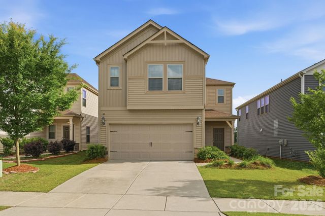 5012 Shadbush Road, Charlotte, NC 28215