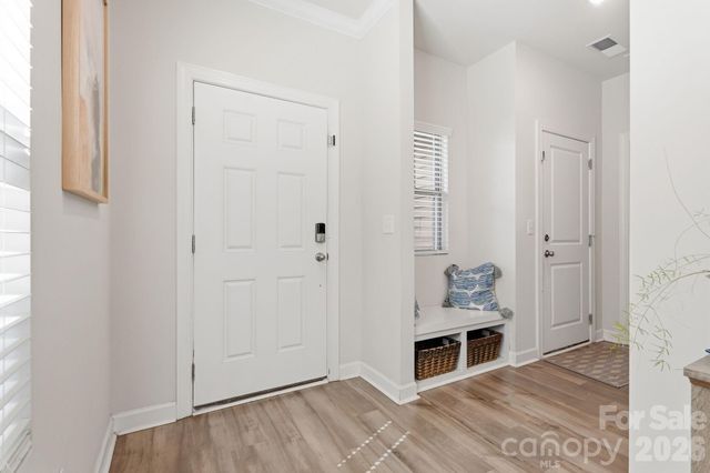 5012 Shadbush Road, Charlotte, NC 28215