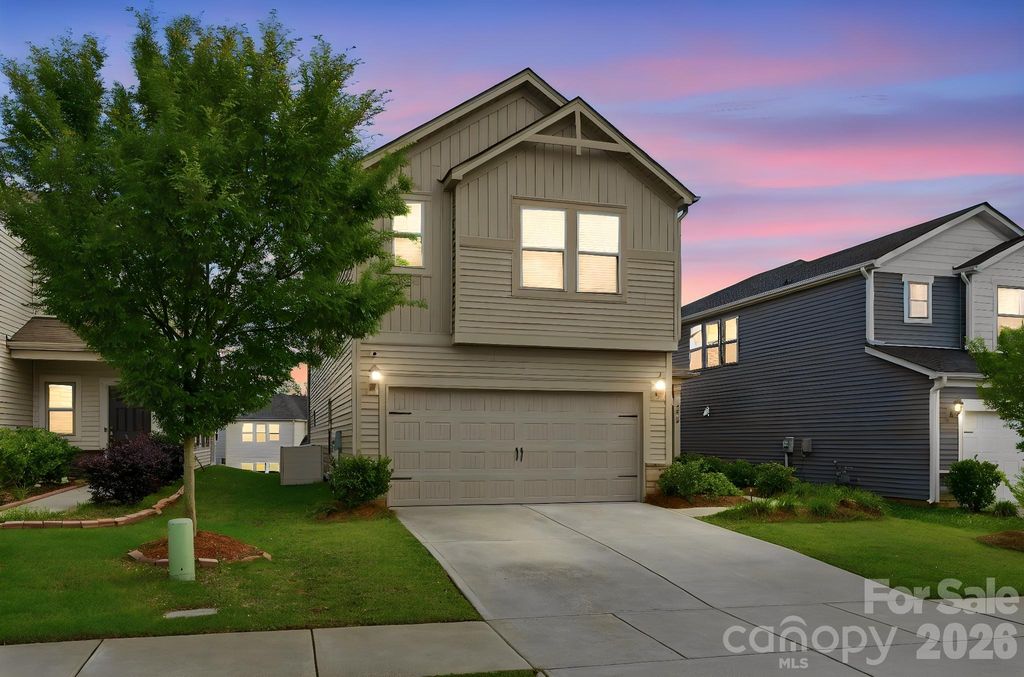 5012 Shadbush Road, Charlotte, NC 28215