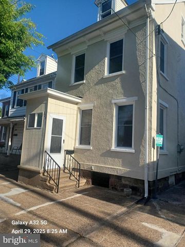 225 OTTER ST, Bristol, PA 19007