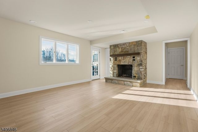 16 SCHAAF ROAD, Alexandria Twp., NJ 08804